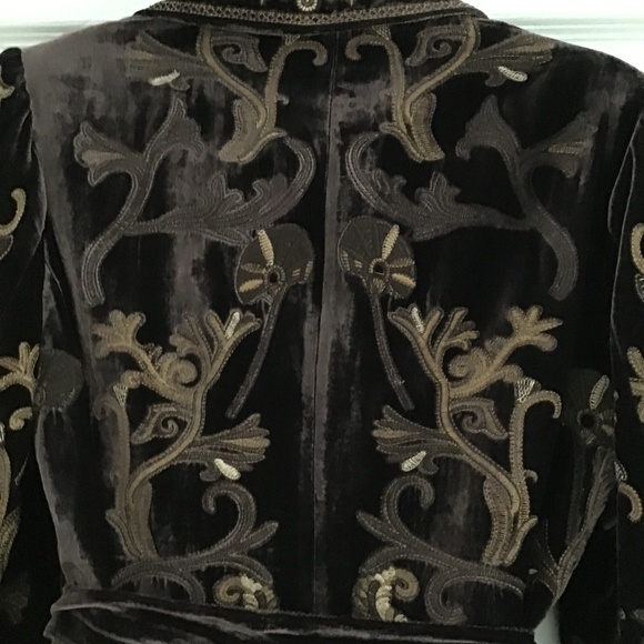 Fabulous dark brown embroidered short velvet jacket size 8 (fits size 6) NWT - Picture 7 of 9